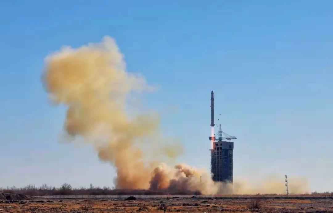 扬州陈阳商务信息咨询有限公司“多星分离超级电容电源系统”再次成功发射多颗小卫星！